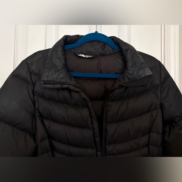 The North Face Black Puffer Jacket, size medium - Picture 4 of 6